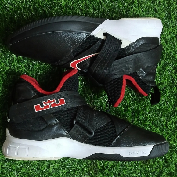 Nike Other - Nike LeBron soldier 12 Bred